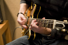 Learn to Enjoy Guitar Fast
